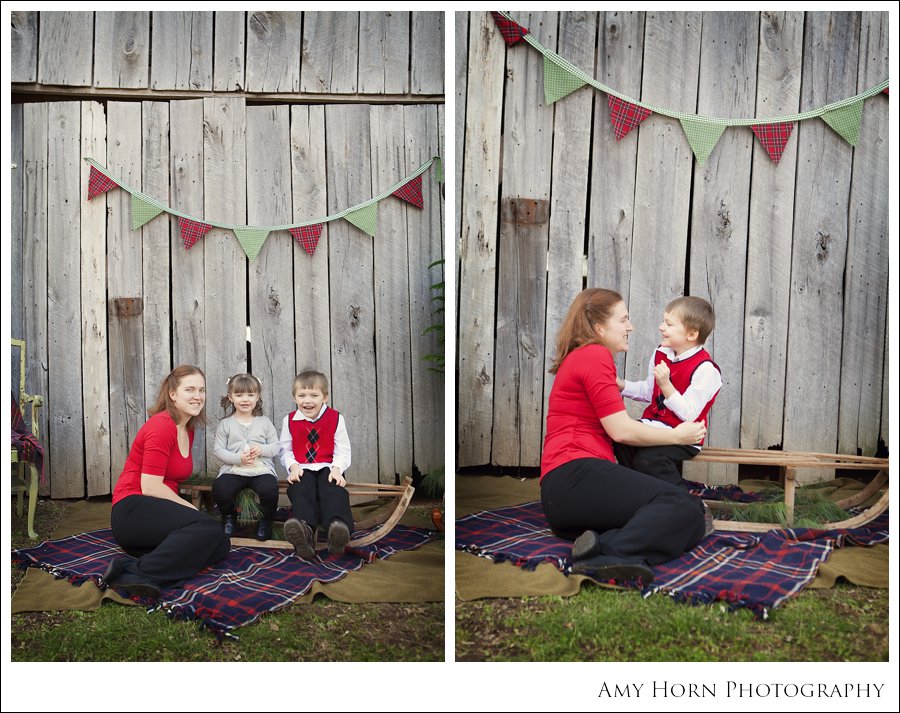 amy horn photography, madison indiana photographer, christmas mini session, barn photo, christmas photo, children, inspiration, christmas card photo ideas, amy horn, milton kentucky photographer, lawrenceburg indiana photographer, family photographer, child photographer, christmas portrait