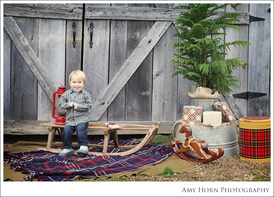 madison indiana photographer, versailles indiana photographer, christmas mini session, styled session, amy horn mini session, amy horn photography, country photo session, carrollton kentucky photographer, cincinnati photographer, family photographer, child portrait