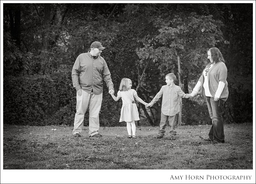 madison indiana family photographer, amy horn photography, amy horn, hanover indiana photographer, lawrenceburg indiana photographer, child portrait photographer, family photographer, family poses, what to wear family session, aurora indiana photographer, family portrait photographer, country photography, custom lifestyle photographer, dillsboro indiana, milan indiana, versailles, osgood, child photographer