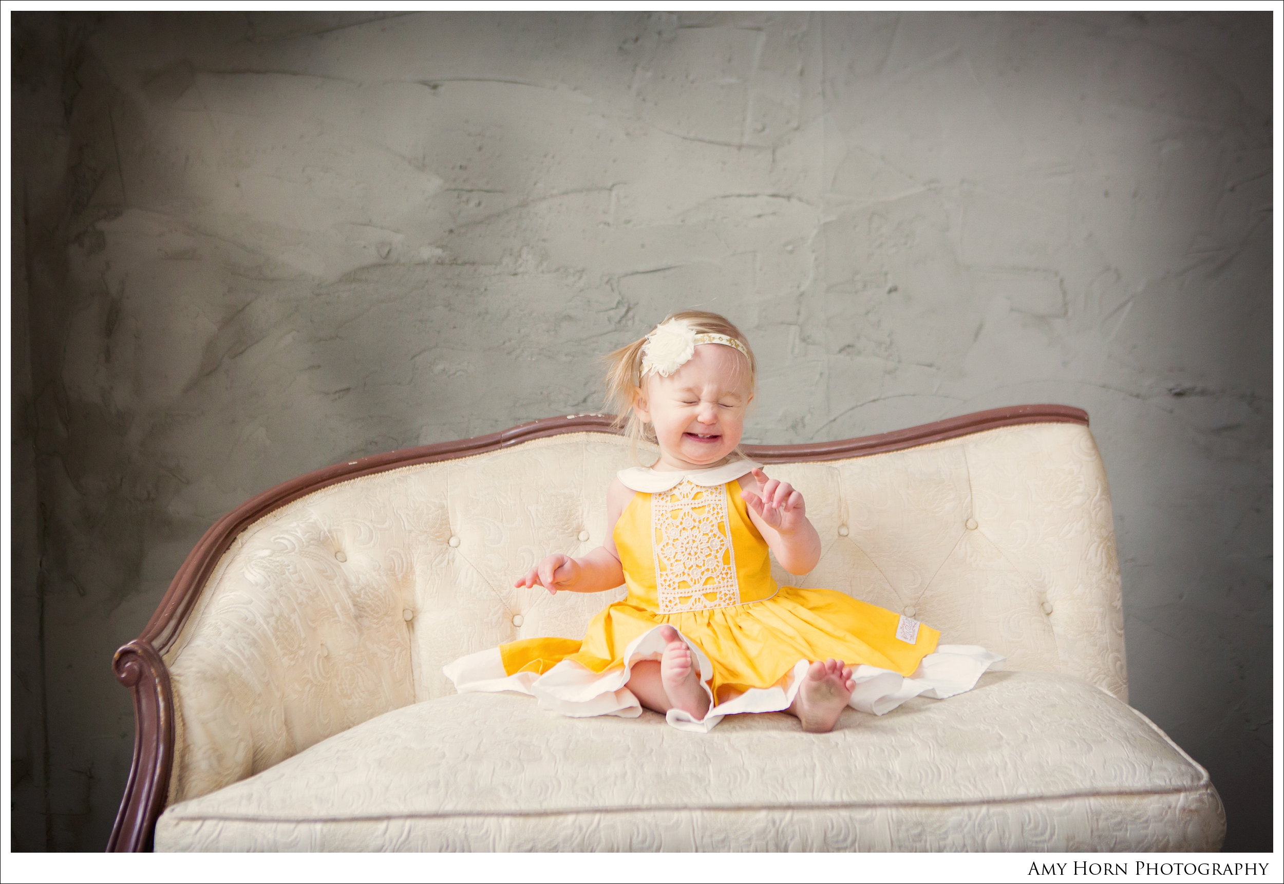 cincinnati ohio photographer, studio photographer, spring grove studios, lawrenceburg indiana photographer, northern kentucky photographer, studio photography, baby studio photography, six month old photo inspiration, self sitter photo inspiration, baby girl photo, amy horn photography